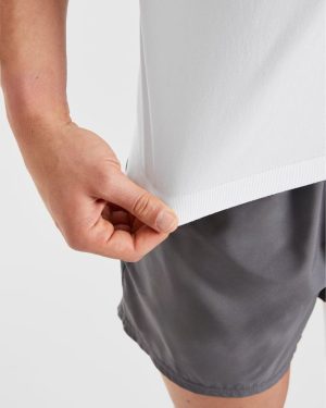 Ascend Seamless T-Shirt White: The Ultimate Comfort Fit