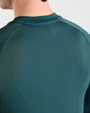 Attain Seamless Long Sleeve T Shirt - Pine Forest: The Ultimate Performance Essential