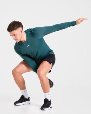 Attain Seamless Long Sleeve T Shirt - Pine Forest: The Ultimate Performance Essential