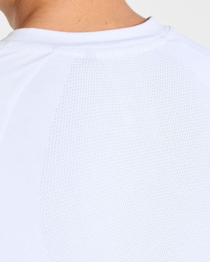 Attain Seamless Long Sleeve T Shirt - Storm White: The Ultimate Performance Essential