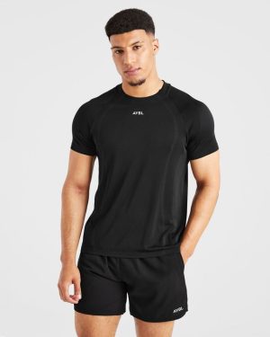 Attain Seamless T-Shirt Black: The Ultimate Performance Essential