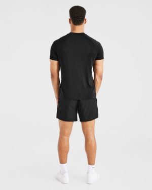 Attain Seamless T-Shirt Black: The Ultimate Performance Essential