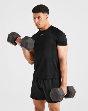 Attain Seamless T-Shirt Black: The Ultimate Performance Essential