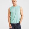 Attain Seamless Vest - Aqua Mint: The Ultimate Performance Essential