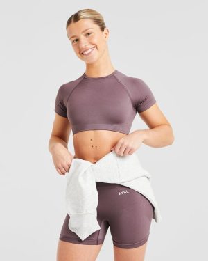 Balance V3 Seamless Crop Top - Coffee Bean: The Ultimate Strength Training Companion