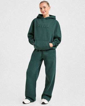Classic Plush Oversized Hoodie - Pine Green: The Ultimate Comfort Upgrade