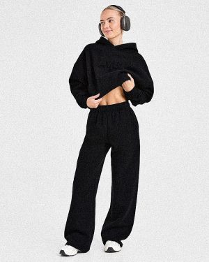 Classic Plush Oversized Straight Leg Joggers - Black