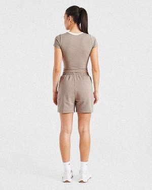 Courtside Baby Tee - Mocha: The Ultimate Blend of Sporty Chic and Everyday Comfort