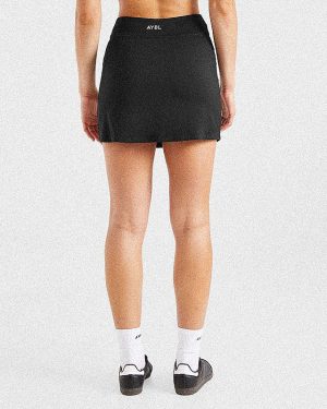 Courtside Skort - Black: The Ultimate Active Wear Solution