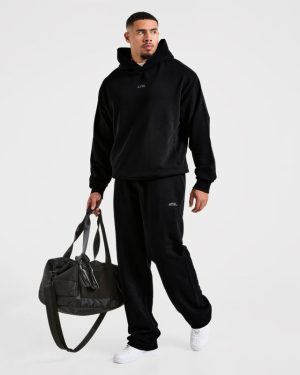 Craft Oversized Hoodie - Black: The Ultimate Comfort Upgrade