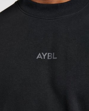 Craft Oversized Sweater - Black: The Ultimate Comfort Staple