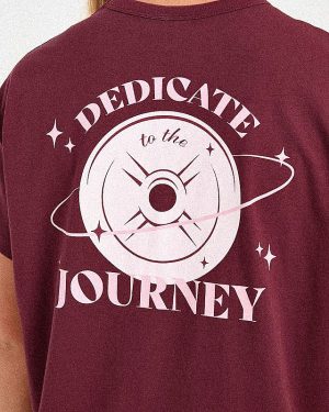 Dedicate To The Journey Oversized T Shirt - Burgundy