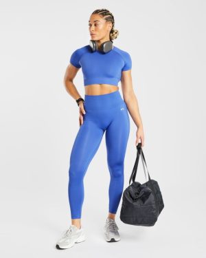 Empower Seamless Crop Top - Cobalt: The Ultimate Performance Wear