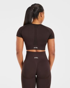 Empower Seamless Crop Top - Cocoa Brown: The Ultimate Performance Base Layer