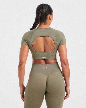 Adapt Seamless Crop Top - Muted Olive: The Ultimate Workout Companion