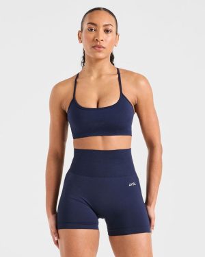 Empower Seamless Sports Bra - Navy: The Ultimate Training Companion