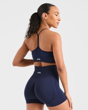 Empower Seamless Sports Bra - Navy: The Ultimate Training Companion