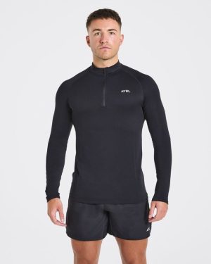 Essential Seamless 1/4 Zip Pullover - Black