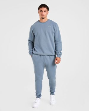 Essential Sweater - Blue: The Ultimate Comfort Upgrade
