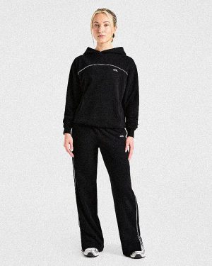 Form Straight Leg Joggers - Black: The Ultimate Athleisure Essential