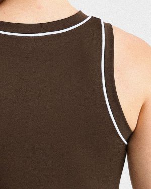 Form Tank Top - Coffee Bean: The Ultimate Sculpting Activewear Essential