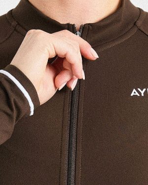 Form Zip Up Jacket - Coffee Bean: The Ultimate Sculpting Athleisure Essential