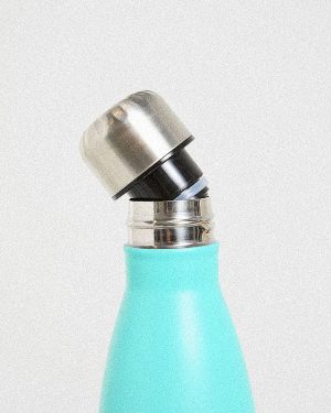 Metal Bottle - Aqua: The Ultimate Hydration Companion for Fitness Enthusiasts