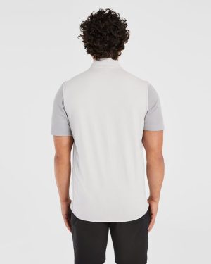 Performance Hybrid Gilet - Ice Grey: The Ultimate Golf Layering Solution