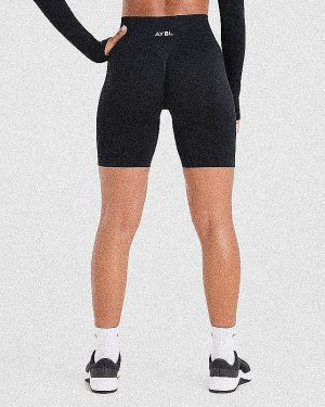 Power Seamless Cycling Shorts - Black: The Ultimate Performance Gear