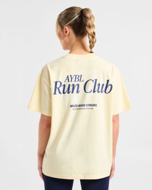 Run Club Oversized T-Shirt - Butter Yellow: The Ultimate Comfort & Style Statement