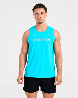 Run Loose Tank - Blaze Blue: Engineered for Endurance and Cool