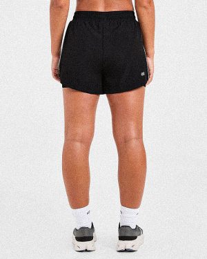 Run 2 in 1 Shorts - Black: The Ultimate Performance Gear