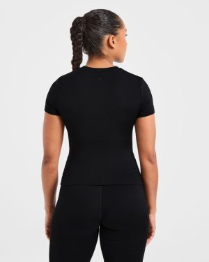 Sculpt T Shirt - Black: The Ultimate Second-Skin Performance Tee