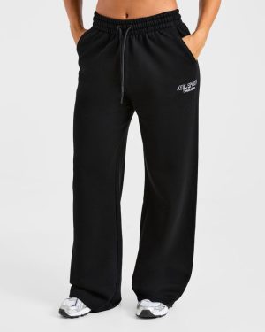 Sports Collective Oversized Straight Leg Joggers - Black: The Ultimate Comfort & Style Fusion