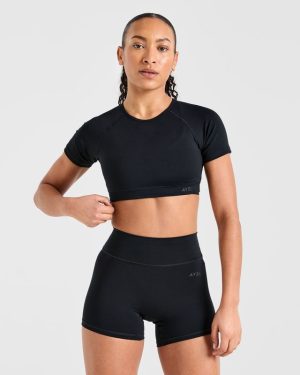 Staple Crop Top - Black: The Ultimate Sculpting Activewear Essential