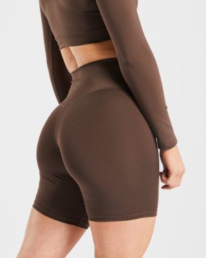 Staple Cycling Shorts - Brown: The Ultimate Sculpting Workout Essential