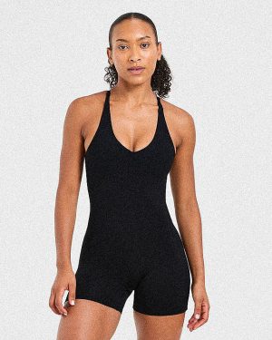 Staple Shorts All In One - Black: The Ultimate Gym & Lounge Essential