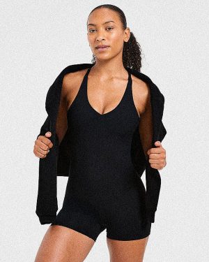 Staple Shorts All In One - Black: The Ultimate Gym & Lounge Essential