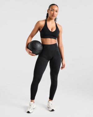 Staple Sports Bra - Black: Ultimate Medium Support Activewear