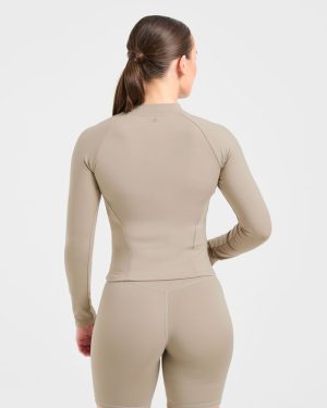 Staple Zip Jacket - Muted Taupe: The Ultimate Sculpting Activewear
