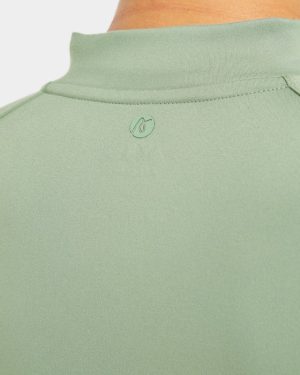 Staple Zip Jacket - Olive Green: The Ultimate Sculpting Activewear