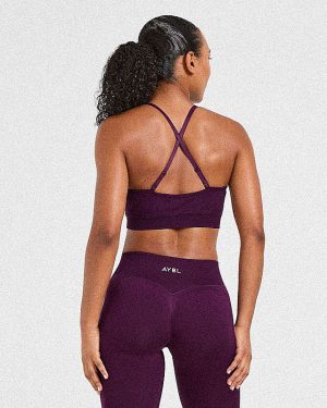 Adapt Seamless Sports Bra - Midnight Plum: The Ultimate Medium-Support Solution