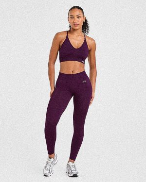 Adapt Seamless Sports Bra - Midnight Plum: The Ultimate Medium-Support Solution
