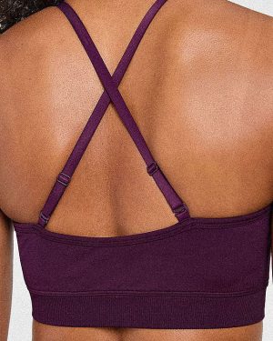 Adapt Seamless Sports Bra - Midnight Plum: The Ultimate Medium-Support Solution