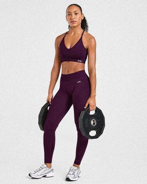 Adapt Seamless Sports Bra - Midnight Plum: The Ultimate Medium-Support Solution