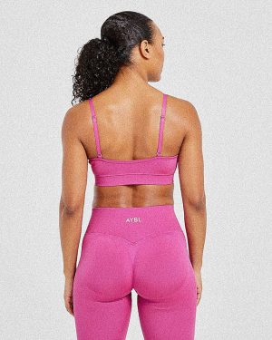 Adapt Seamless Sports Bra - Pink: The Ultimate Medium-Support Activewear Solution