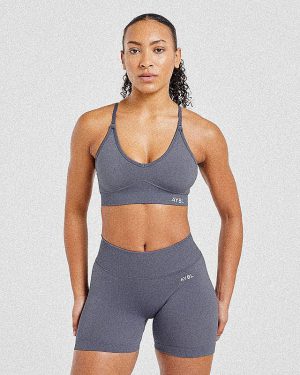 Adapt Seamless Sports Bra - Slate: The Ultimate Medium-Support Activewear Solution
