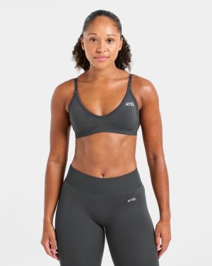 Adapt Seamless Strappy Sports Bra - Dark Charcoal